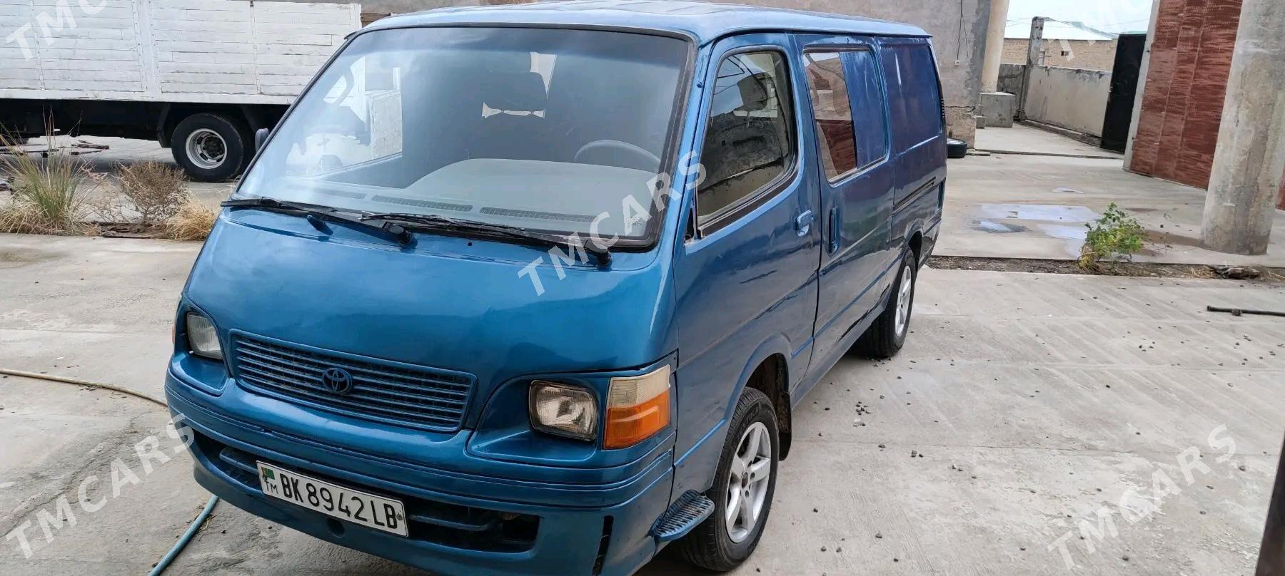 Toyota Hiace 2001 - 80 000 TMT - Seýdi - img 2