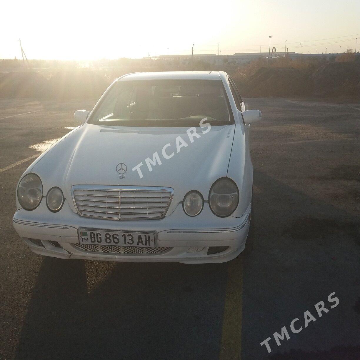 Mercedes-Benz E430 2000 - 96 000 TMT - Aşgabat - img 3