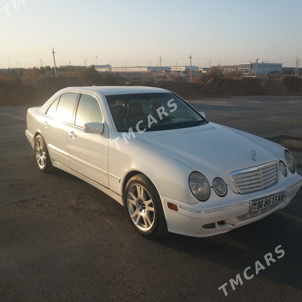 Mercedes-Benz E430 2000 - 96 000 TMT - Aşgabat - img 4