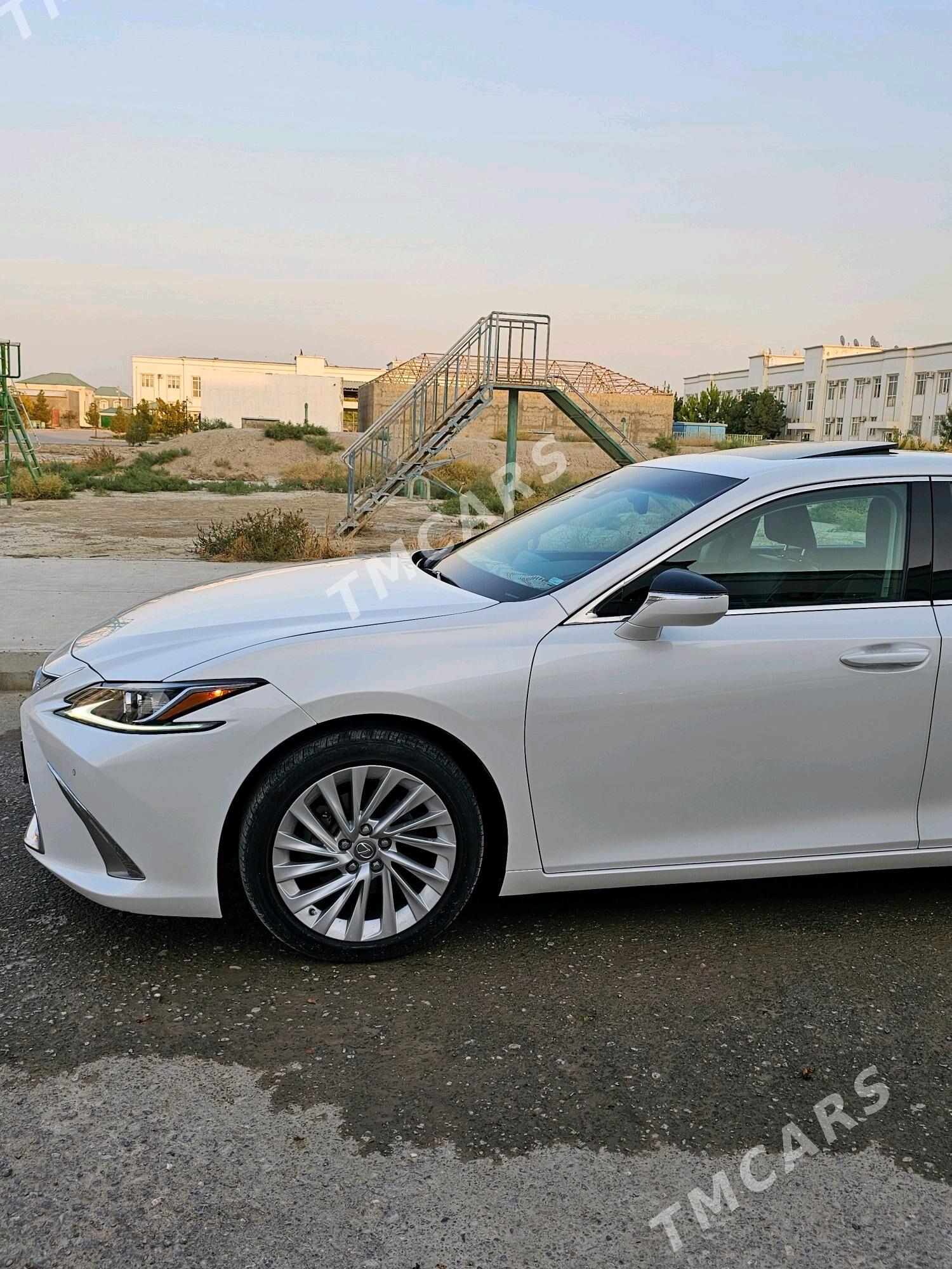 Lexus ES 350 2019 - 500 000 TMT - Gökdepe - img 4