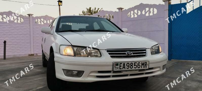 Toyota Camry 2000 - 110 000 TMT - Ёлётен - img 3