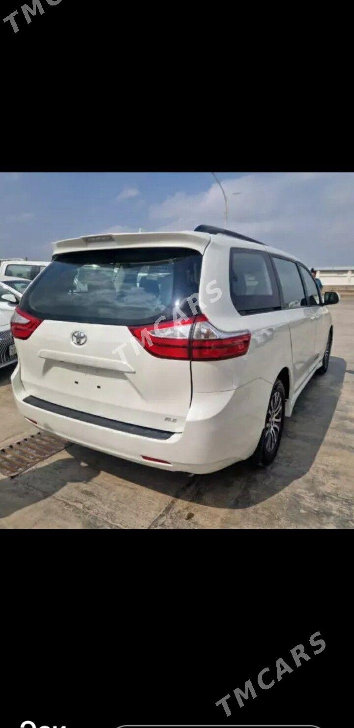 Toyota Sienna 2019 - 500 000 TMT - Мары - img 10