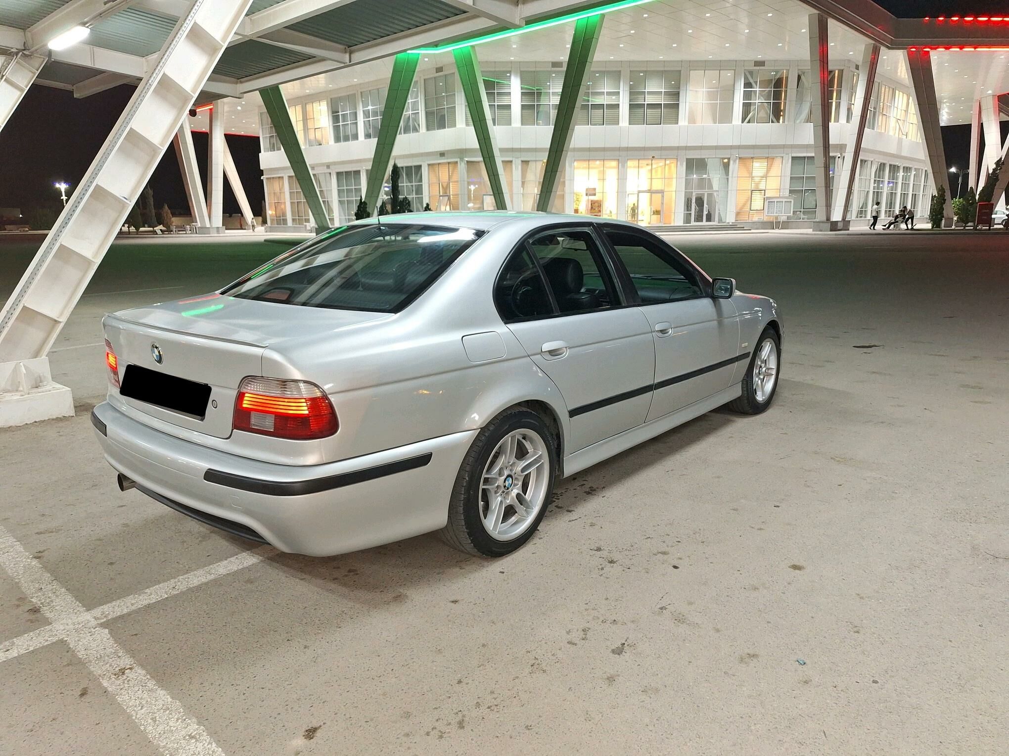 BMW 525 1997 - 100 000 TMT - Balkanabat - img 6