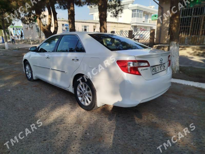 Toyota Camry 2012 - 180 000 TMT - Saýat - img 2