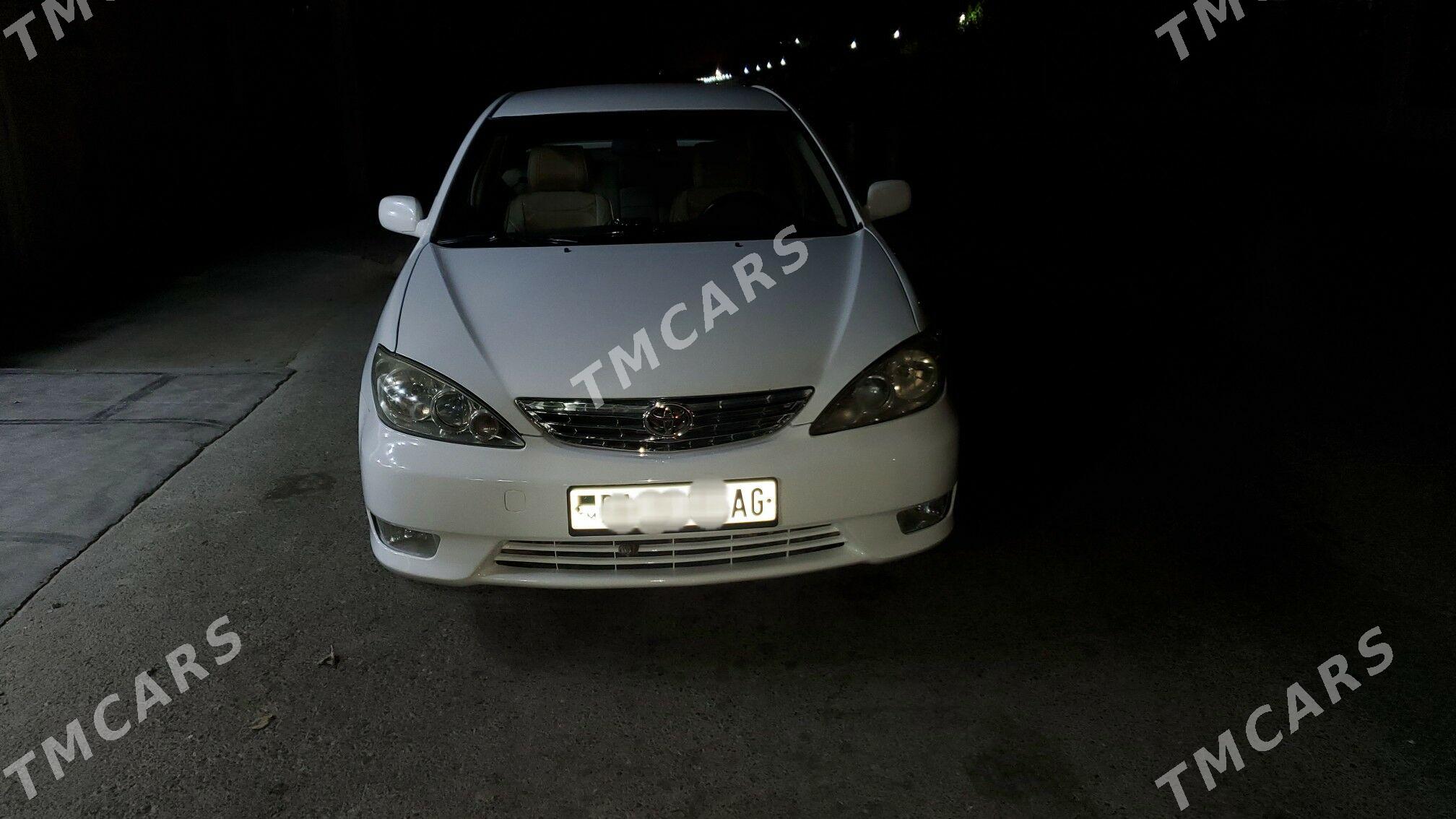 Toyota Camry 2005 - 160 000 TMT - Бедев - img 2