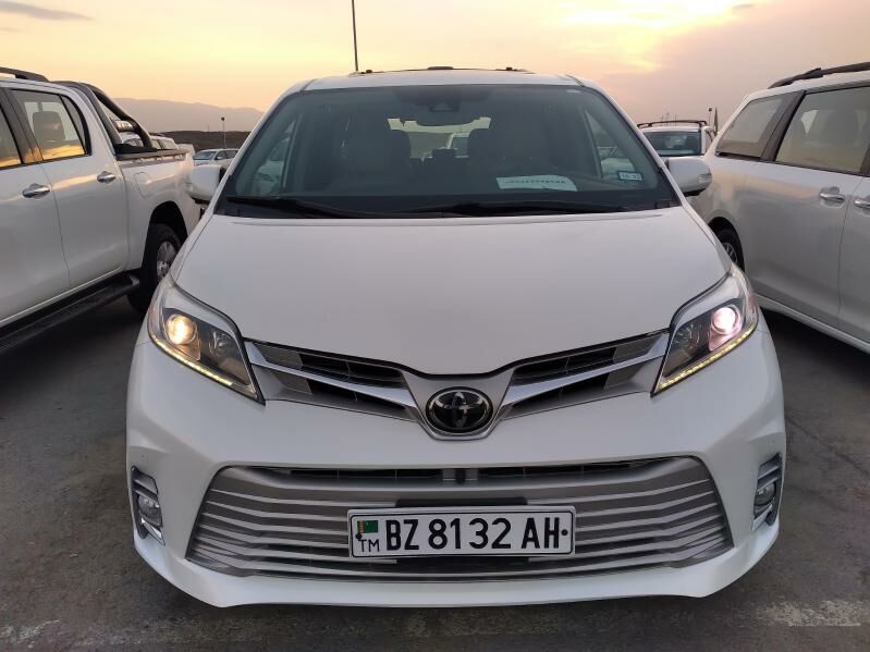 Toyota Sienna 2019 - 585 000 TMT - Ашхабад - img 2