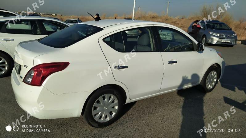 Nissan Versa 2012 - 100 000 TMT - Туркменабат - img 4