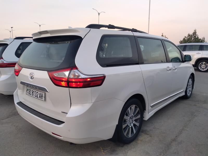 Toyota Sienna 2019 - 585 000 TMT - Ашхабад - img 7