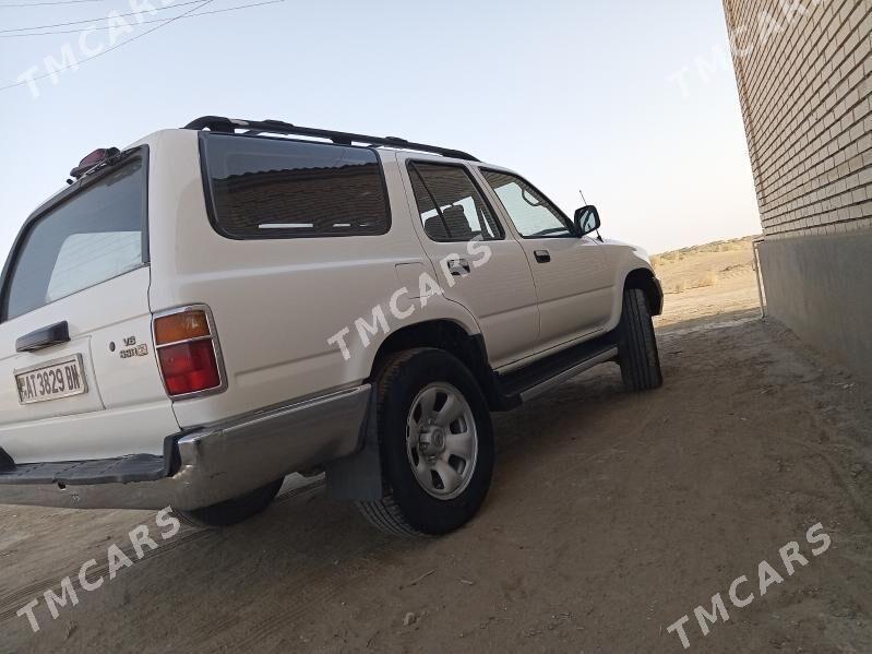 Toyota 4Runner 1995 - 50 000 TMT - Эсенгулы - img 4