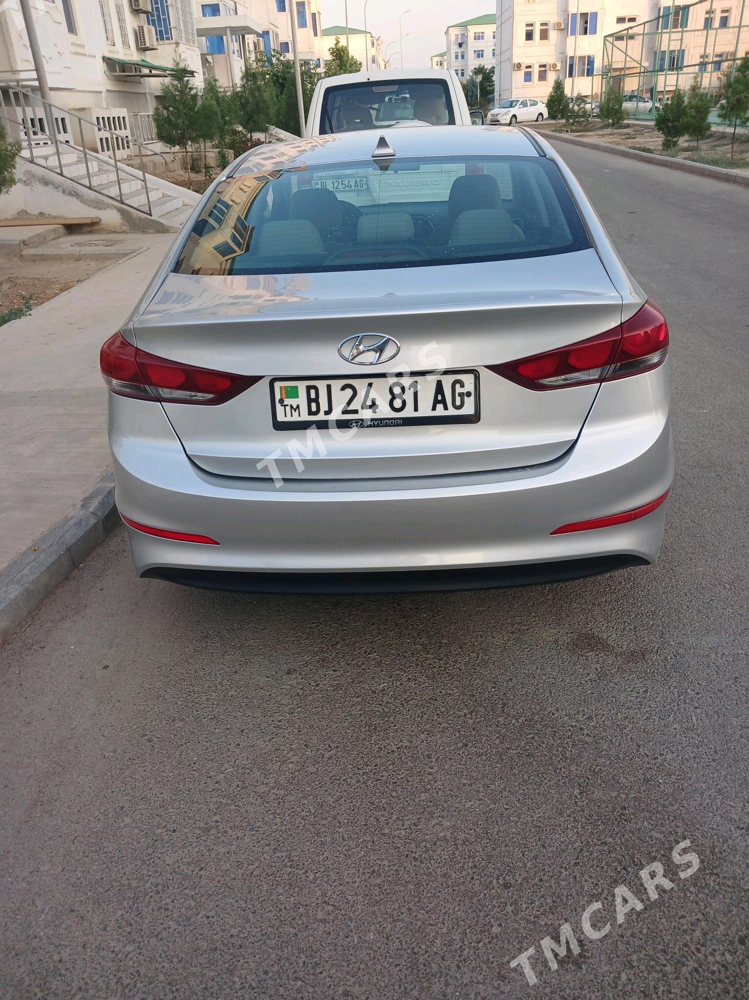 Hyundai Elantra 2018 - 165 000 TMT - Aşgabat - img 4