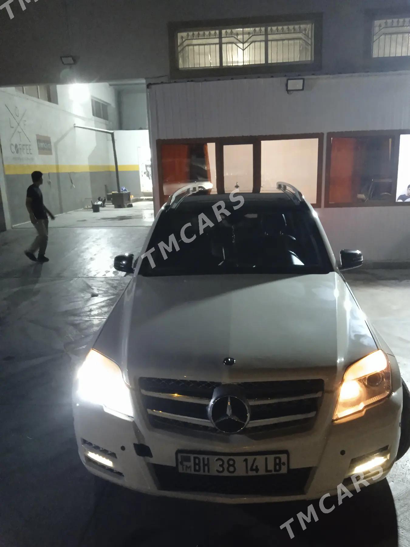 Mercedes-Benz GLK 350 2011 - 240 000 TMT - Туркменабат - img 8