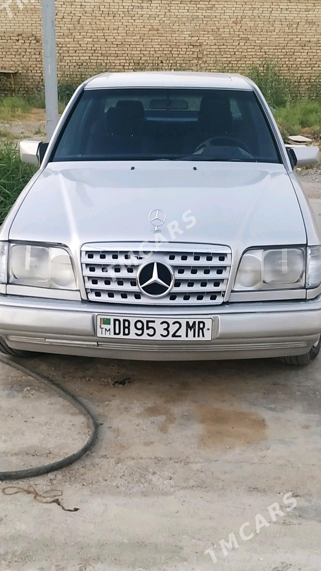 Mercedes-Benz 400E 1995 - 65 000 TMT - Мары - img 2