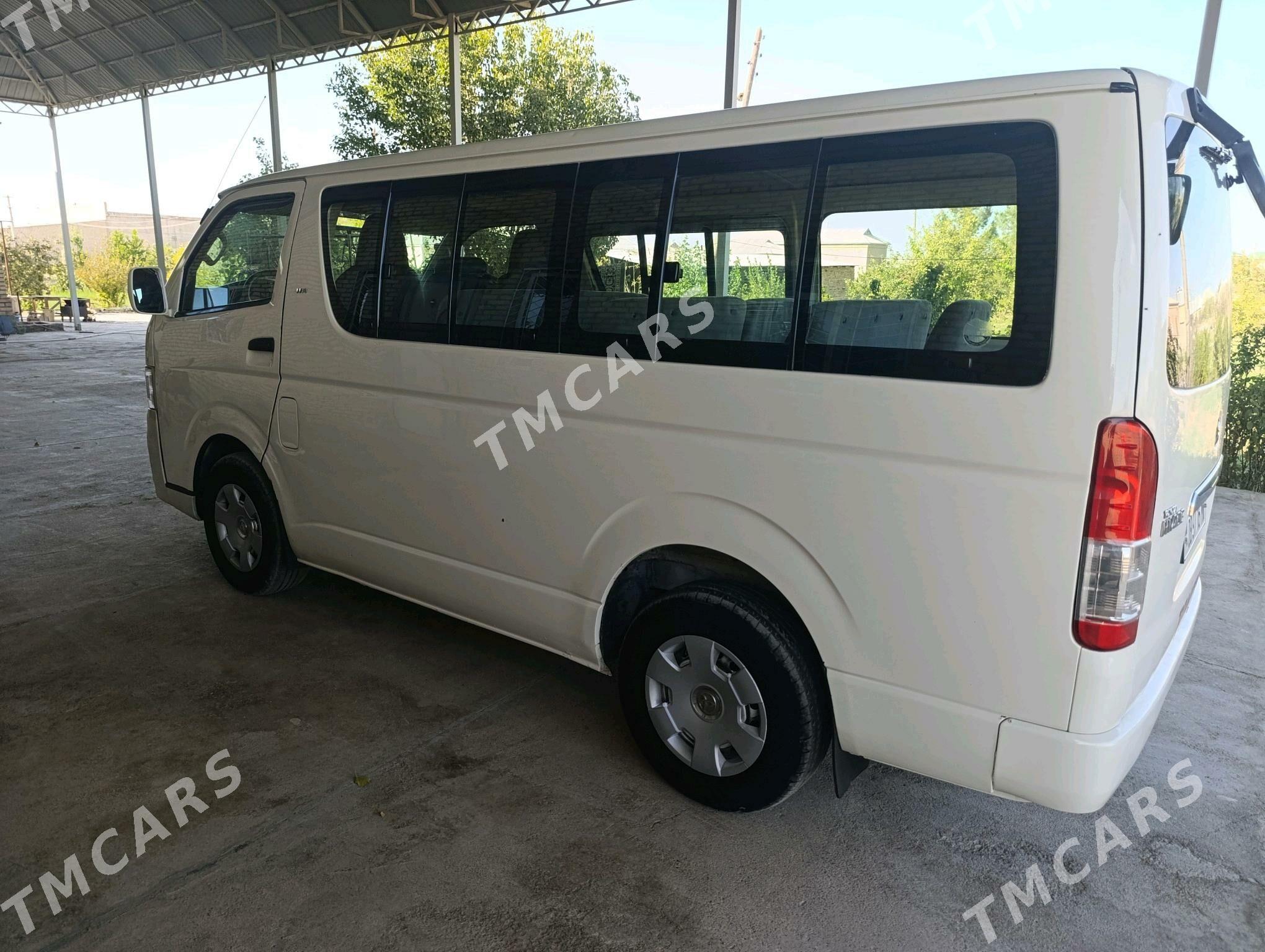 Toyota Hiace 2006 - 200 000 TMT - Mary - img 2