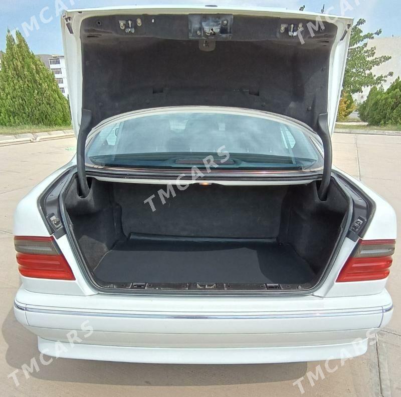 Mercedes-Benz E320 2001 - 120 000 TMT - Balkanabat - img 2