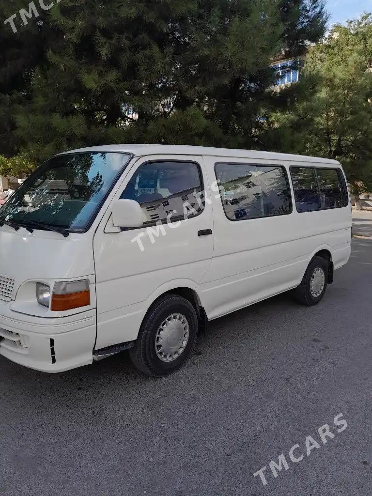 Toyota Hiace 2003 - 120 000 TMT - Büzmeýin - img 3