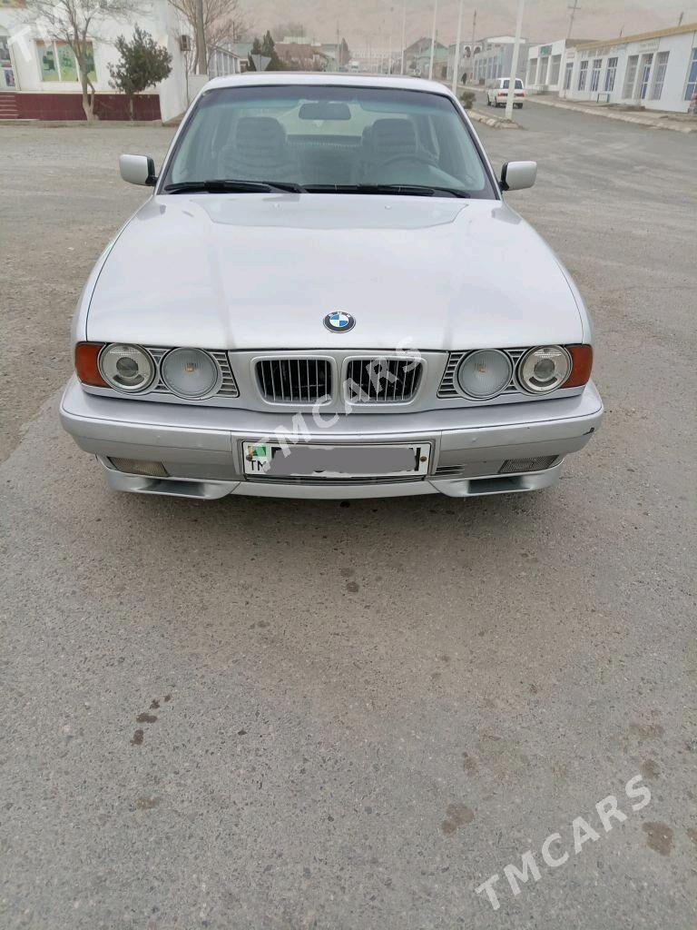 BMW 520 1995 - 60 000 TMT - Türkmenbaşy - img 3