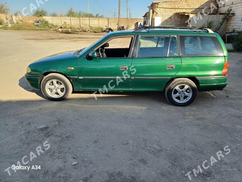 Opel Astra 1997 - 40 000 TMT - Gurbansoltan Eje - img 2