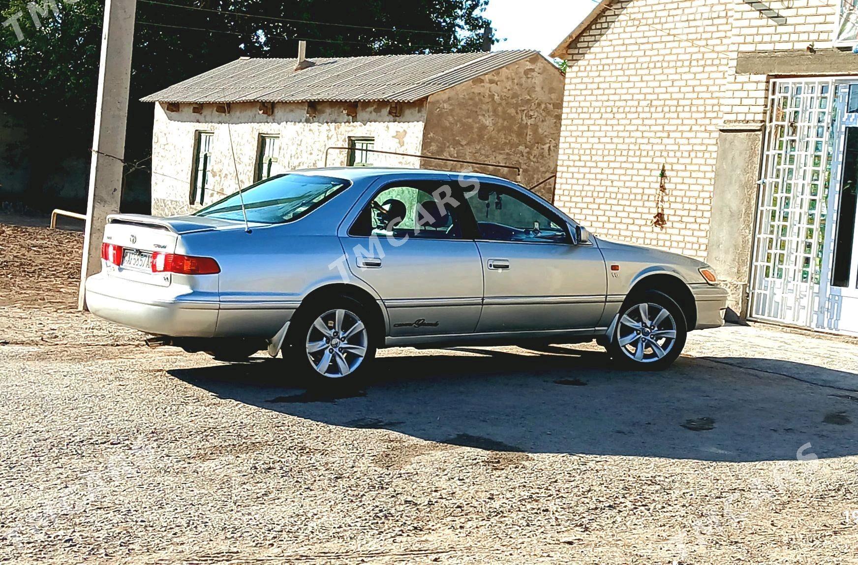 Toyota Camry 1998 - 130 000 TMT - Bäherden - img 2