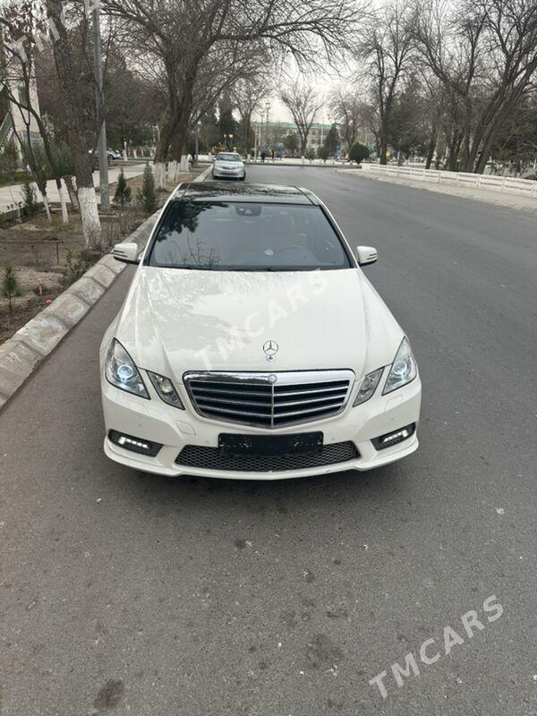 Mercedes-Benz E300 2011 - 260 000 TMT - Aşgabat - img 2