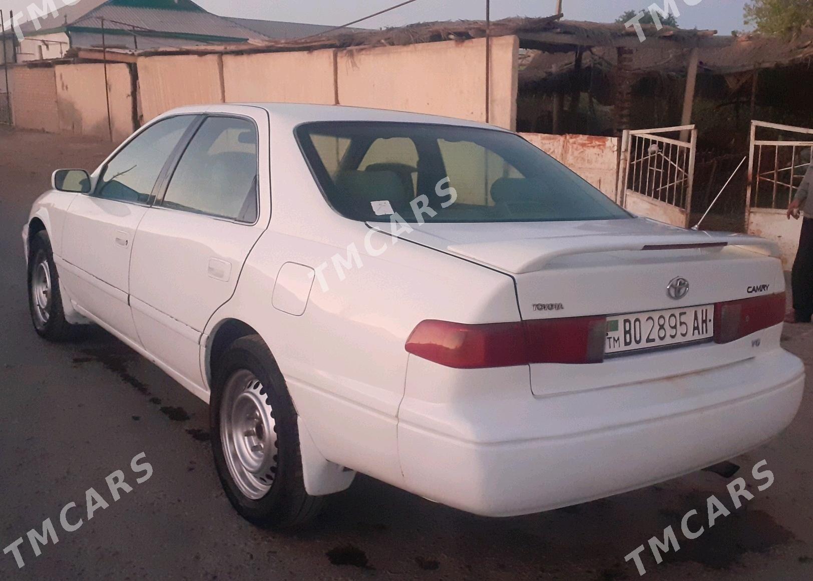 Toyota Camry 2000 - 120 000 TMT - Бабадайхан - img 4