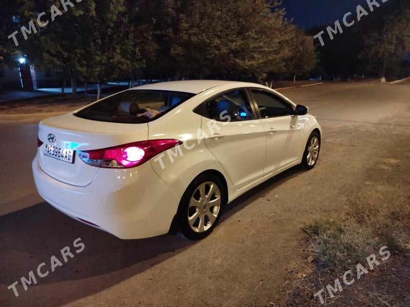 Hyundai Elantra 2011 - 141 000 TMT - Ашхабад - img 4