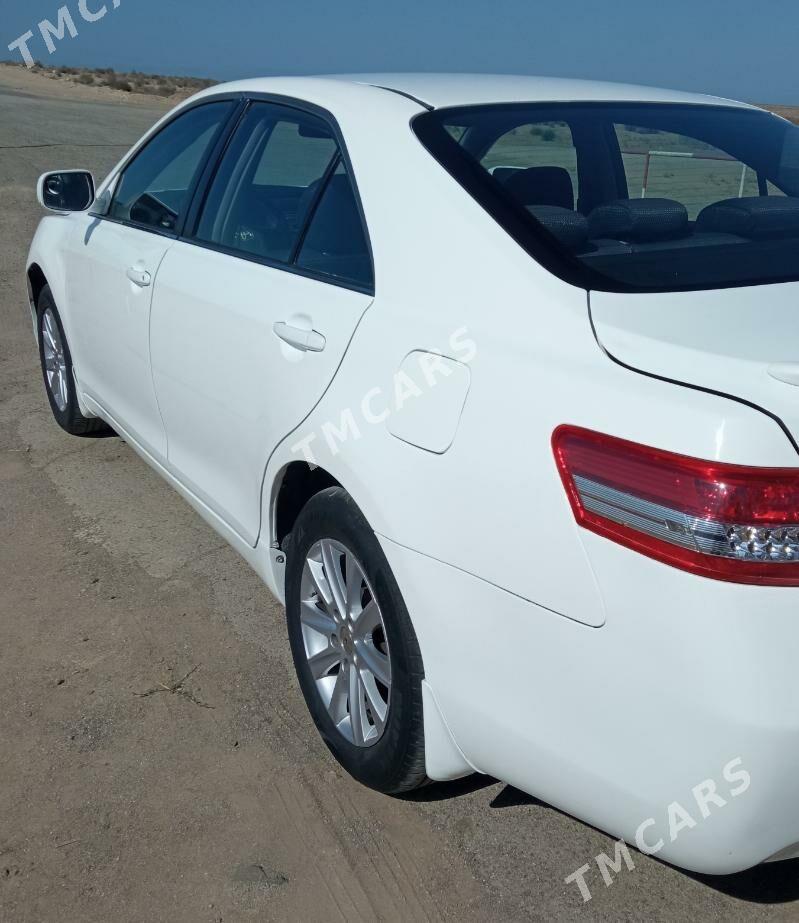 Toyota Camry 2010 - 150 000 TMT - Туркменбаши - img 3