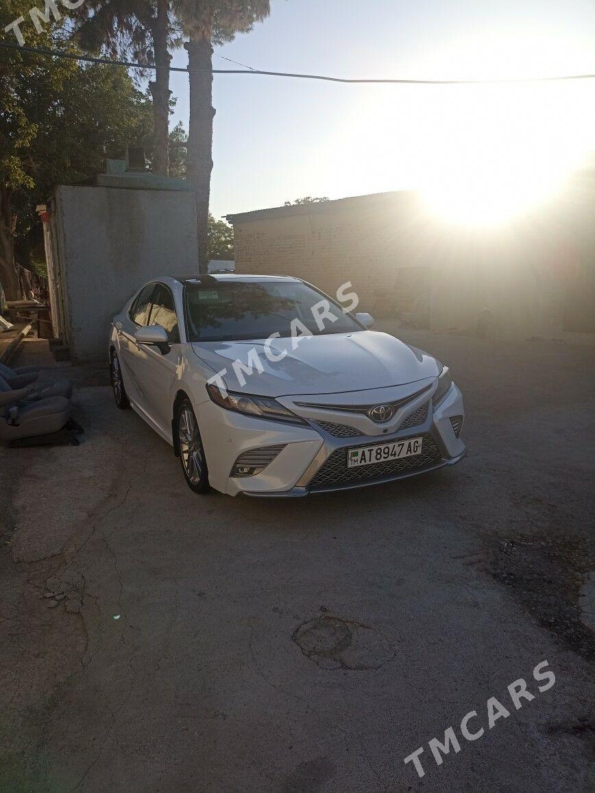 Toyota Camry 2018 - 335 000 TMT - Aşgabat - img 3