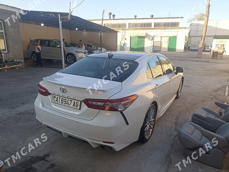 Toyota Camry 2018 - 335 000 TMT - Aşgabat - img 9