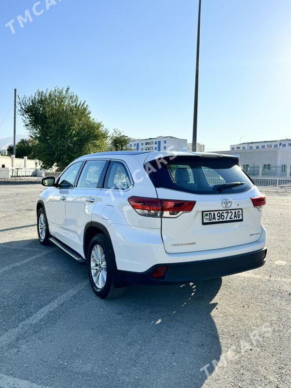 Toyota Highlander 2017 - 370 000 TMT - Aşgabat - img 7