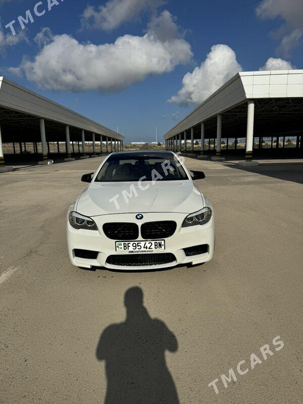 BMW F10 M5 2011 - 300 000 TMT - Türkmenbaşy - img 3