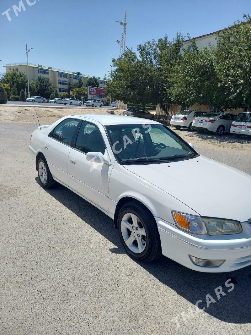 Toyota Camry 2001 - 115 000 TMT - 6 мкр - img 5