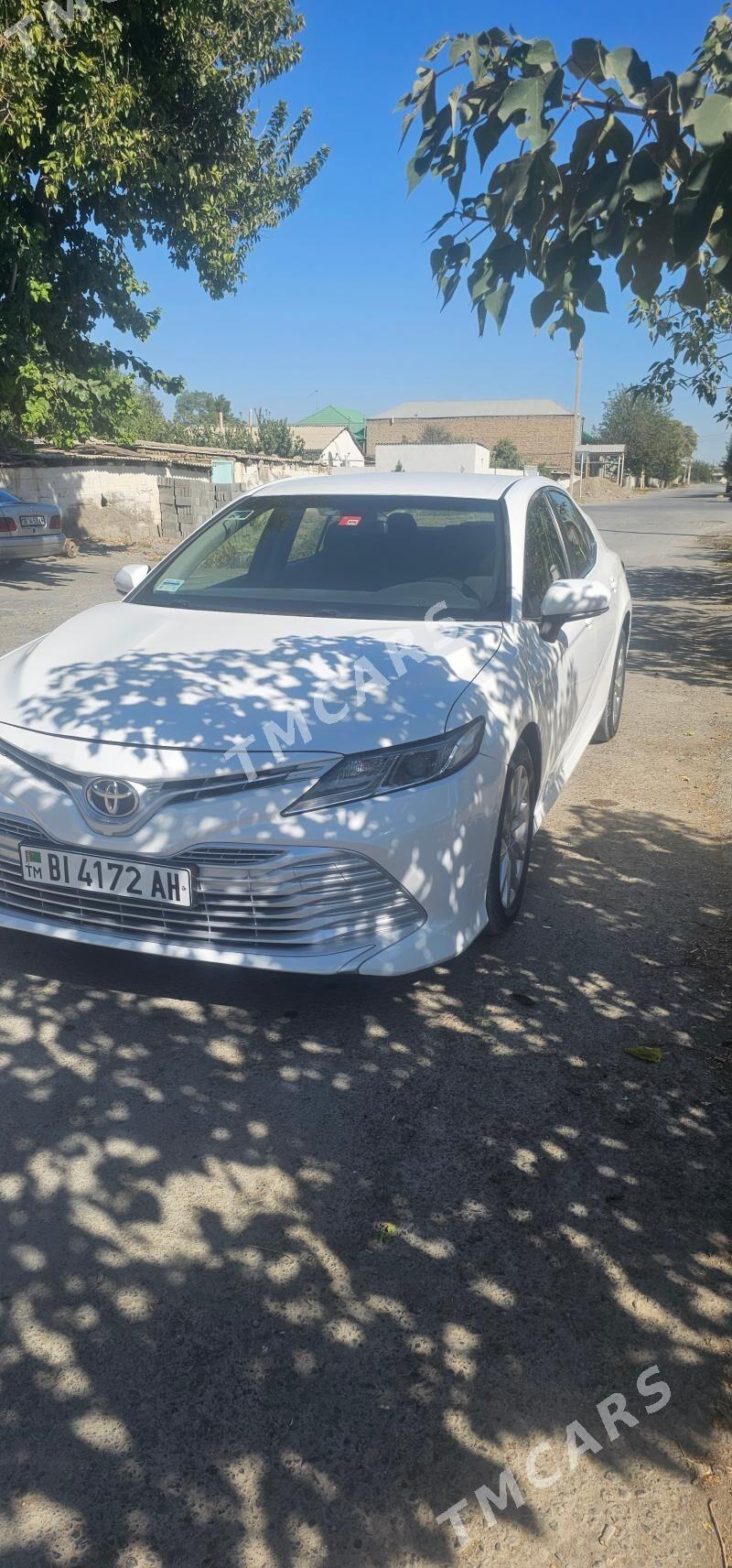 Toyota Camry 2019 - 230 000 TMT - Гёкдепе - img 3