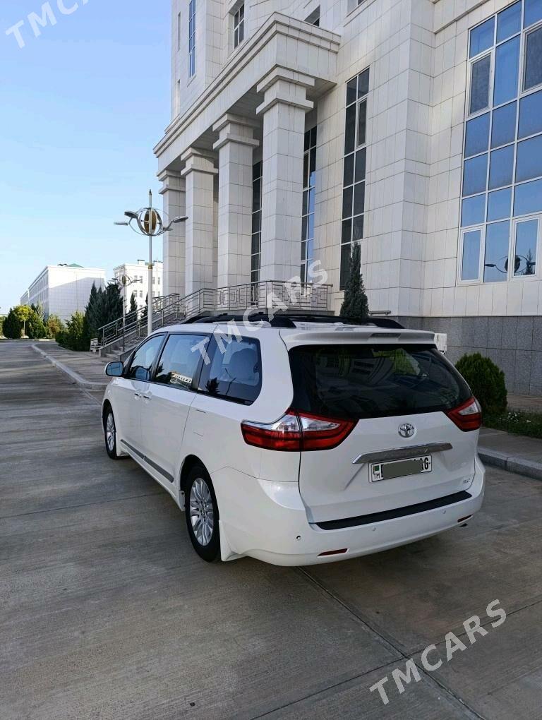 Toyota Sienna 2017 - 351 000 TMT - Ашхабад - img 3