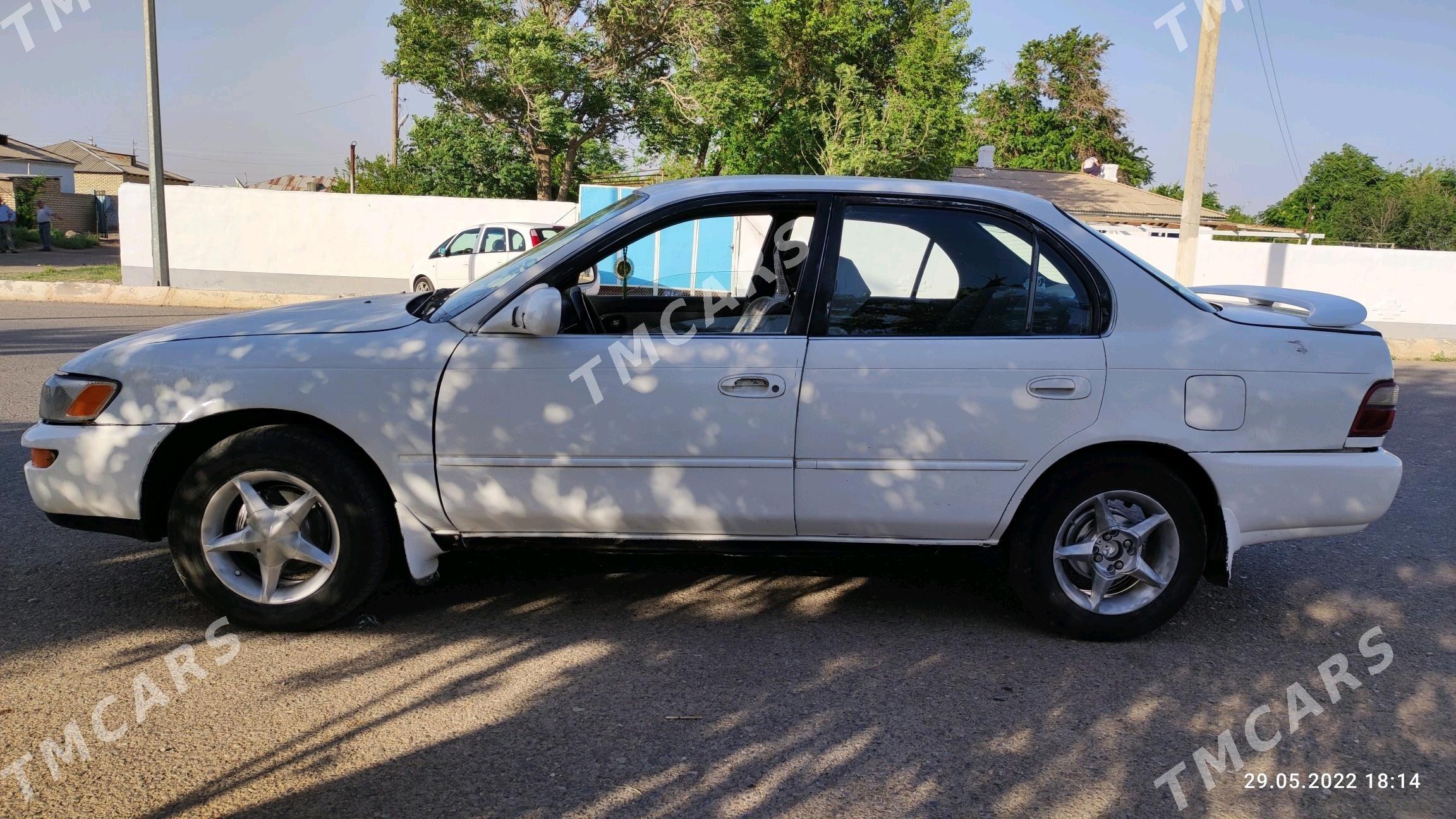 Toyota Corolla 1993 - 25 000 TMT - Серахс - img 2