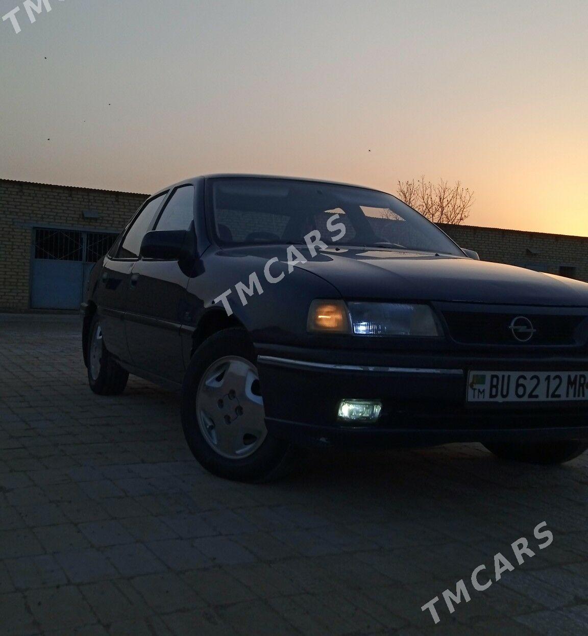 Opel Vectra 1993 - 47 000 TMT - Байрамали - img 3