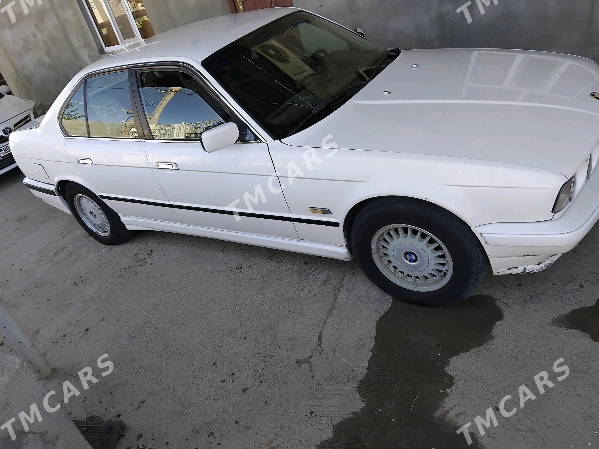 BMW 535 1990 - 25 000 TMT - Гарадамак Шор - img 4