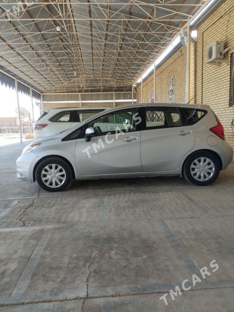 Nissan Versa 2014 - 100 000 TMT - Мургап - img 4