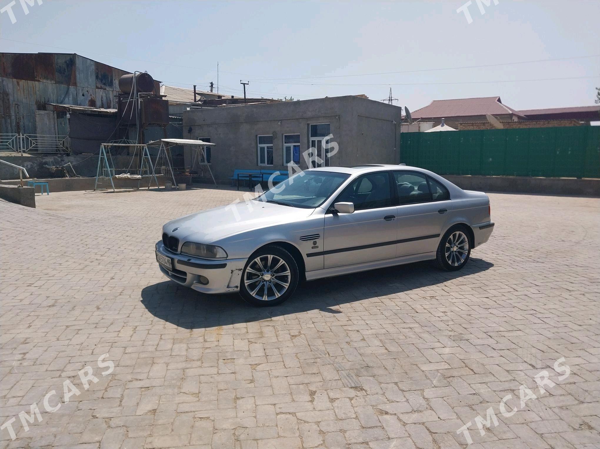 BMW E39 2000 - 100 000 TMT - Ёлётен - img 2