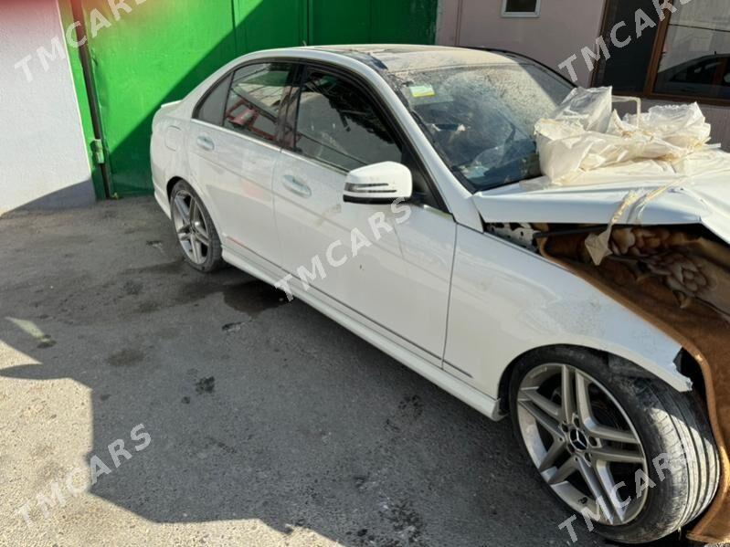 Mercedes-Benz C300 2010 - 125 000 TMT - Aşgabat - img 2