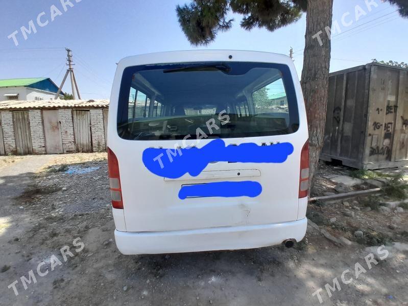 Toyota Hiace 2006 - 150 000 TMT - Ак-Бугдайский этрап - img 6