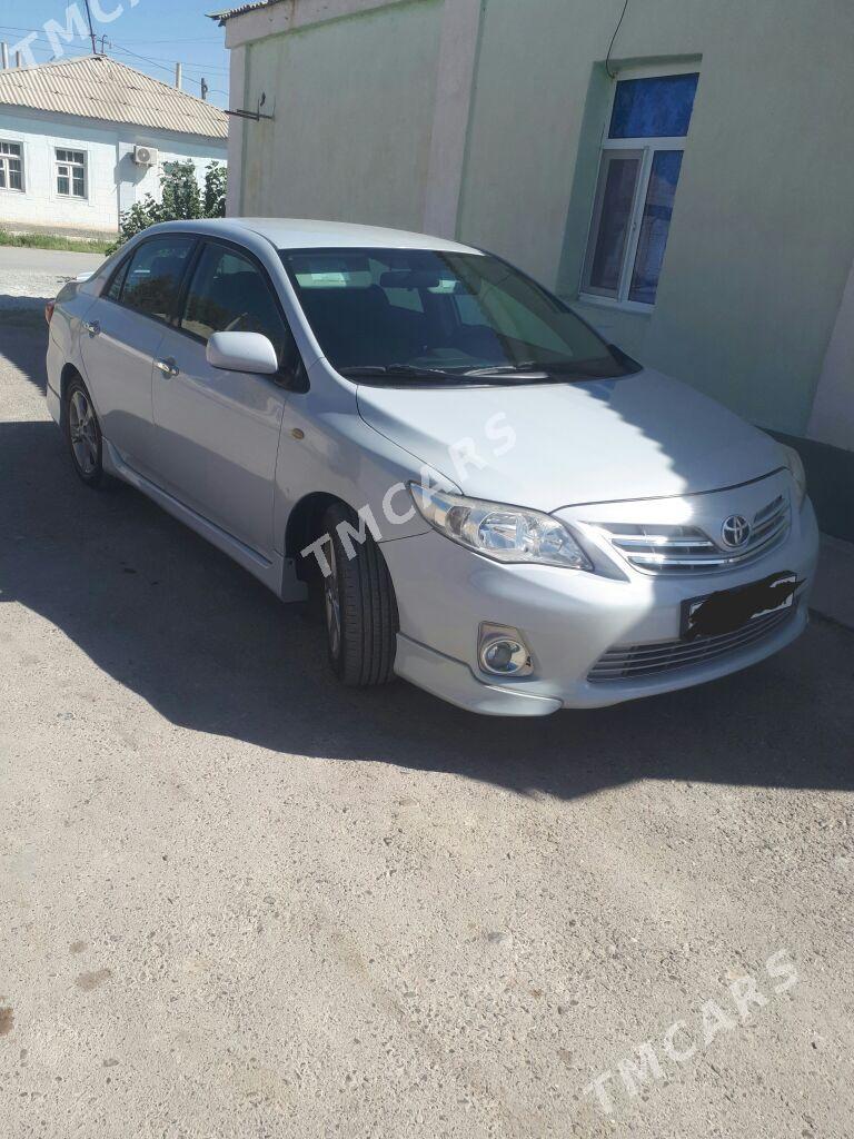 Toyota Corolla 2012 - 160 000 TMT - Ак-Бугдайский этрап - img 2