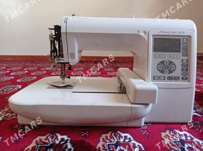 Janome 230E  200E - Мары - img 2