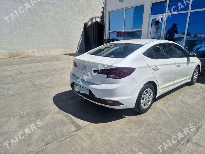 Hyundai Elantra 2019 - 190 000 TMT - Ашхабад - img 3