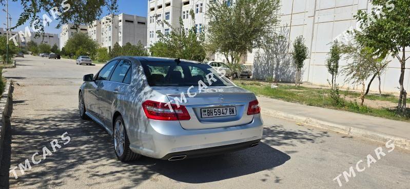 Mercedes-Benz E350 2011 - 305 000 TMT - Балканабат - img 4