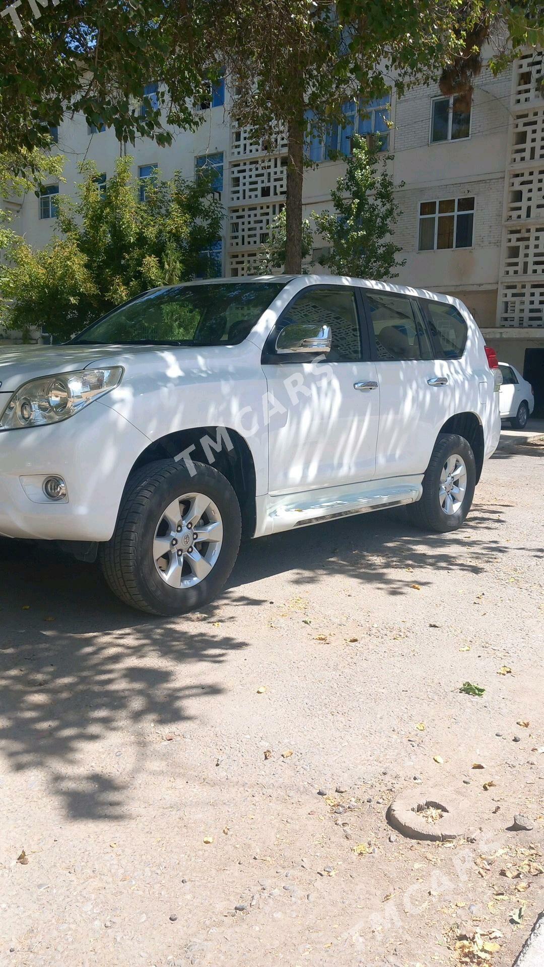 Toyota Land Cruiser Prado 2010 - 300 000 TMT - 8 mkr - img 3