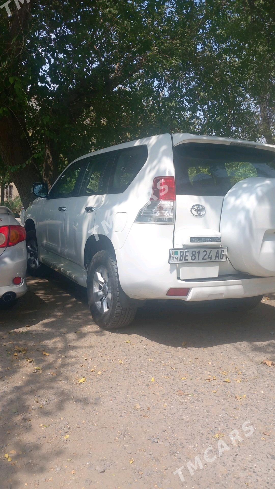 Toyota Land Cruiser Prado 2010 - 300 000 TMT - 8 mkr - img 2