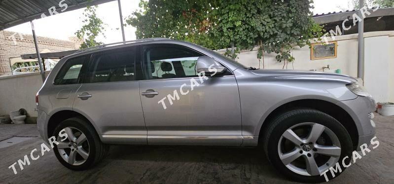 Volkswagen Touareg 2009 - 310 000 TMT - Ашхабад - img 8