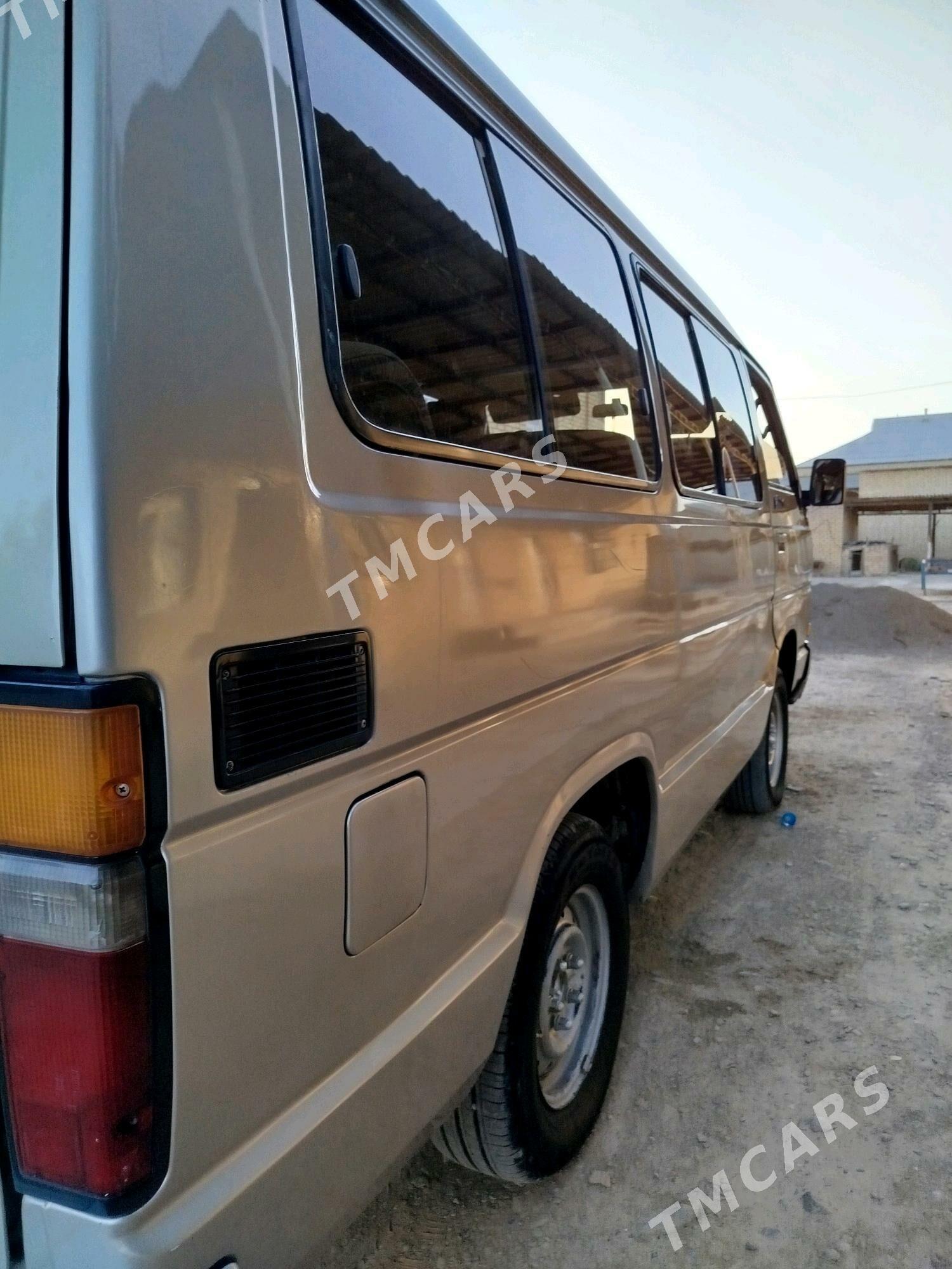 Toyota Hiace 1989 - 50 000 TMT - Сакарчага - img 6