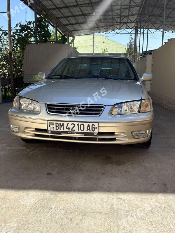 Toyota Camry 2001 - 150 000 TMT - Garadamak - img 3