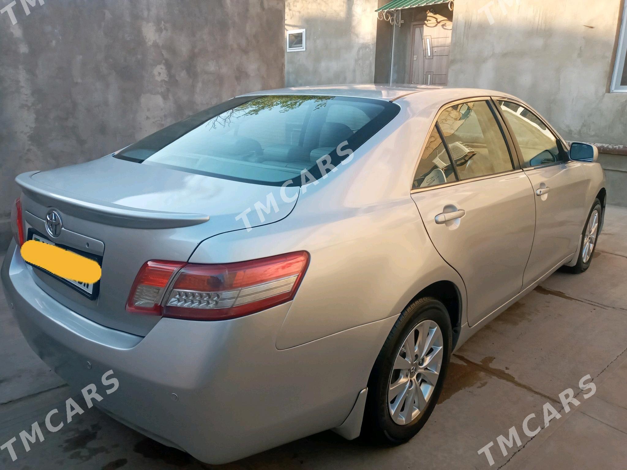 Toyota Camry 2010 - 156 000 TMT - Балканабат - img 3